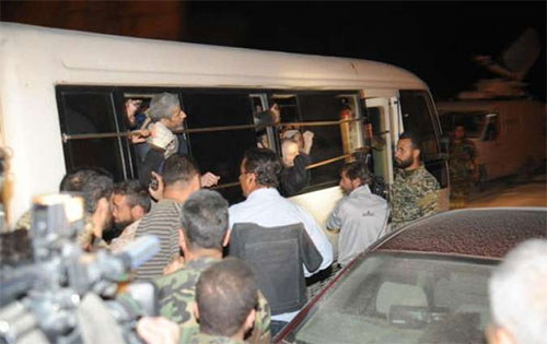 Ejército sirio libera a 28 secuestrados por grupos terroristas